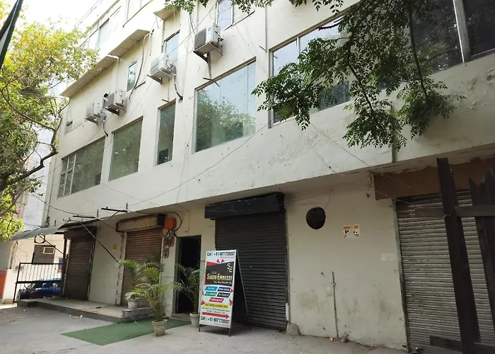 Hotel Embassy - Chanakyapuri New Delhi